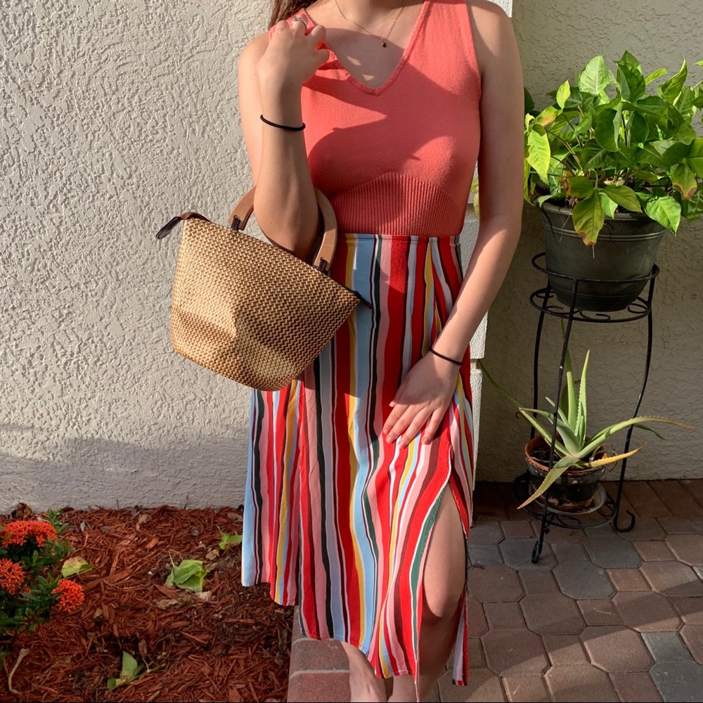 Small straw purse